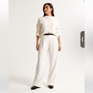 Curve Love A&F Sloane Tailored Wide
Leg Pant - Cream